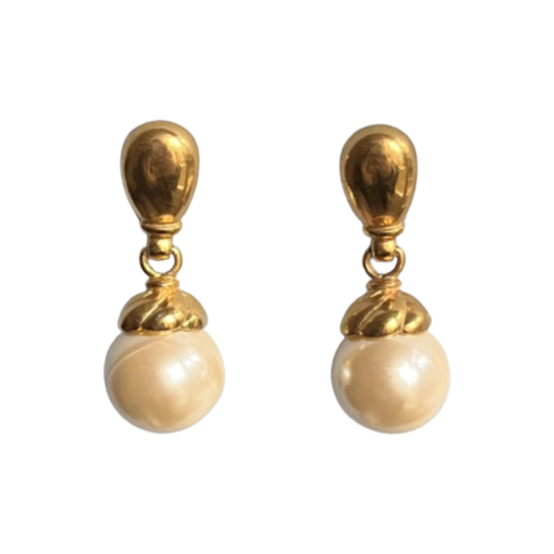 1990s Large Faux Pearl Earrings - Clip on