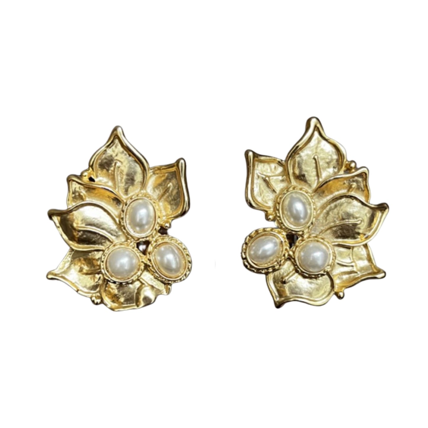 1980s Faux Pearl Leaf Earrings - Clip